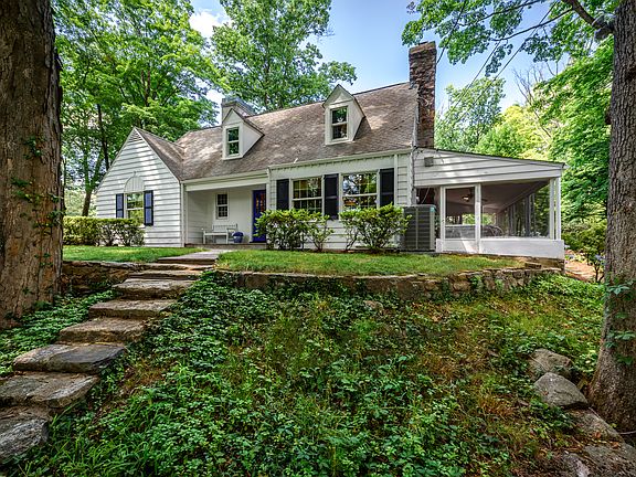 1525 High Ridge Road