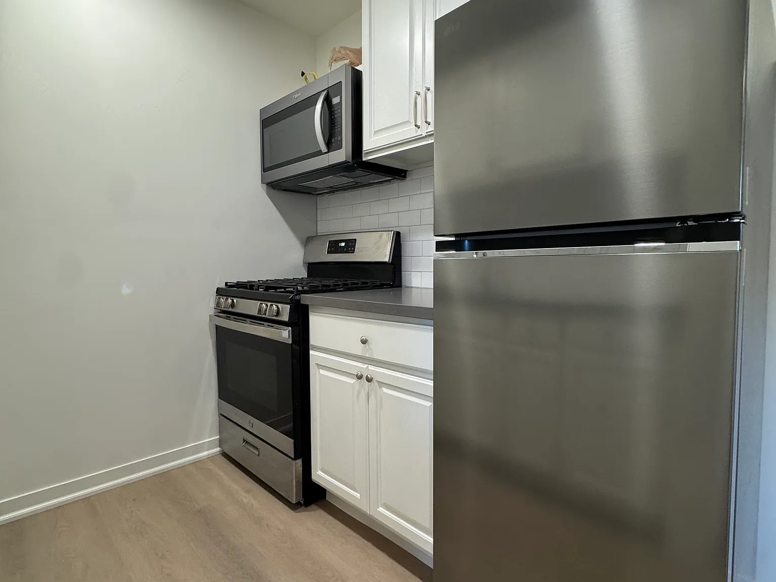 2 bed, 750 sqft, $1,495 — Photo 3