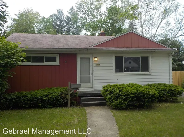 2914 Dearborn St, Flint, MI 48507