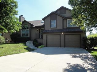 15719 Barkley St, Overland Park, KS 66223