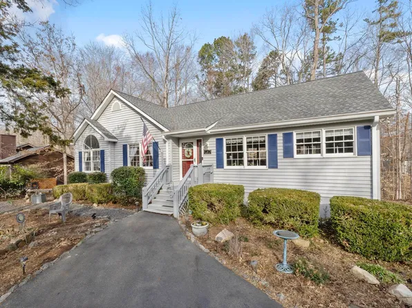 12 Barefoot Ln, Palmyra, VA 22963