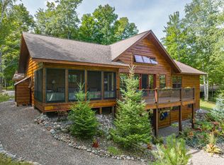 7129 Island View Rd, Presque Isle, WI 54557