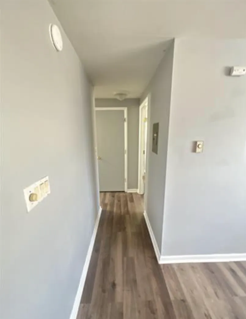 423 Briarwood Ave — Photo 4