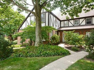 210 Allenberry Cir, Pittsburgh, PA 15234