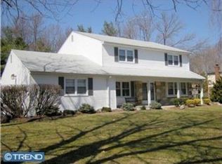 3824 Sheffield Dr, Huntingdon Valley, PA 19006