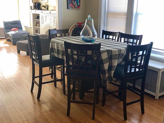4th image of 5024 W Eddy St #1