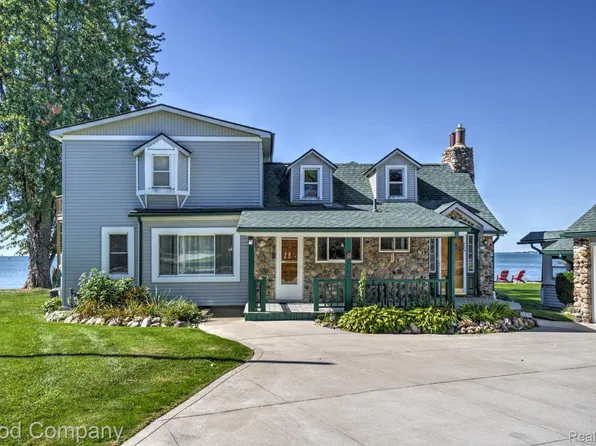 8981 Dixie Hwy, Fair Haven, MI 48023