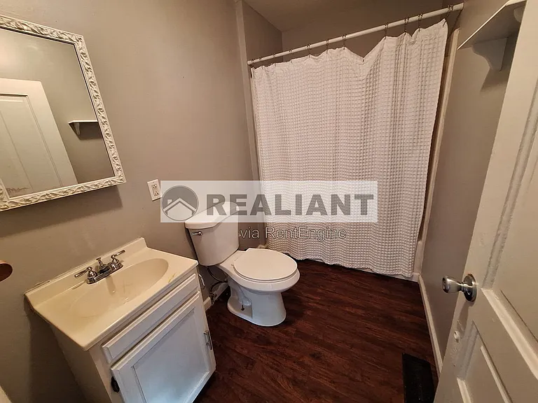 312 E Southern Ave #1 — Photo 4