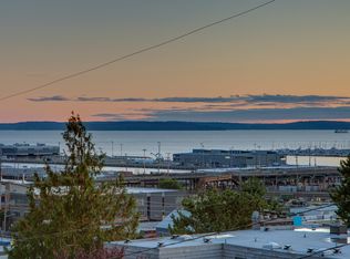 2030 13th Ave W APT 102, Seattle, WA 98119