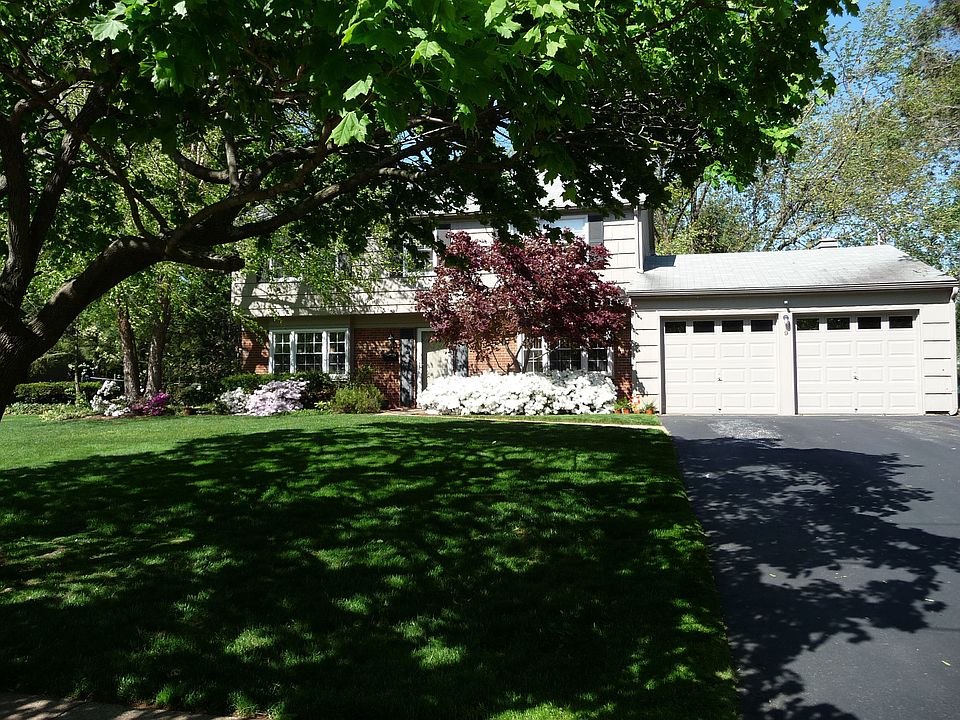 1st image of 9 Kuhn St