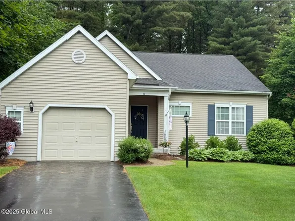 8 Hawthorn Drive, South Glens Falls, NY 12803