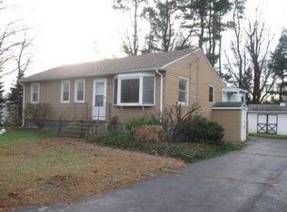 3 4th St, East Windsor, CT 06088