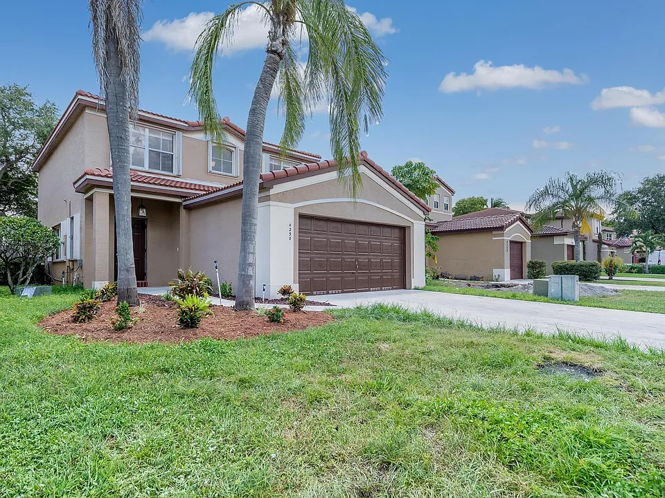 4250 NW 1st Pl