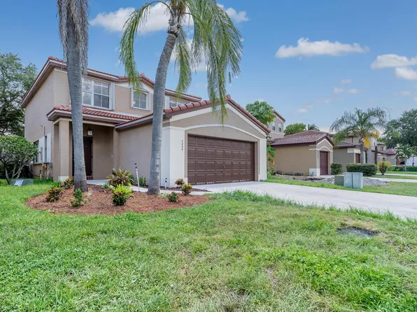 4250 NW 1st Pl, Deerfield Beach, FL 33442