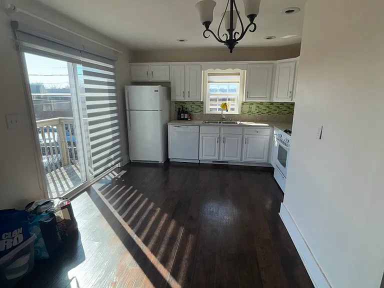 3145 Powhatan Ave — Photo 12