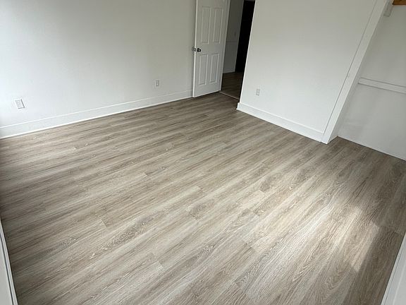 2nd image of 294 Broad St #2