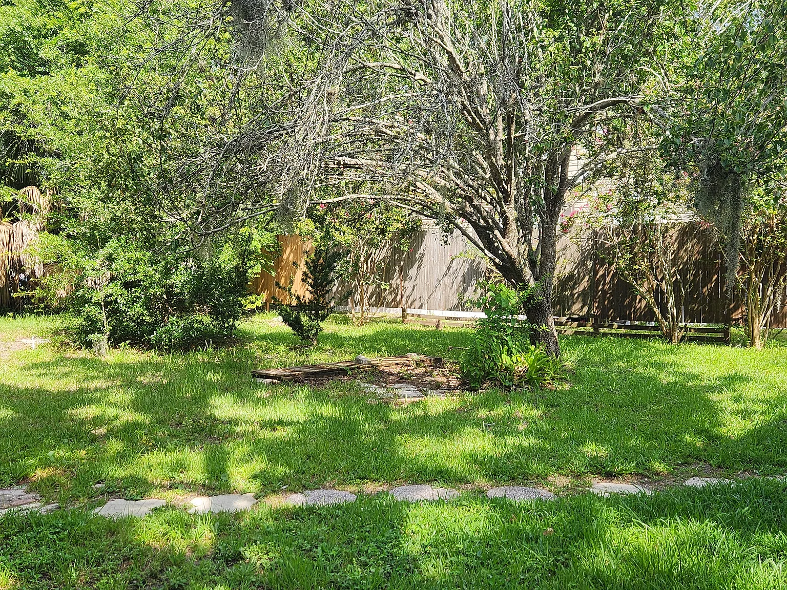 3 bed, 1152 sqft, $1,750 — Photo 4
