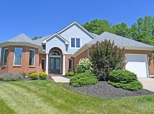 898 Old Course Ln, Cincinnati, OH 45245