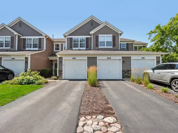 947 Genesee Dr, Naperville, IL 60563
