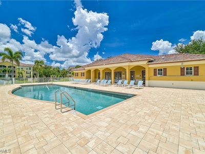 4127 Residence Dr APT 421, Fort Myers, FL, 33901
