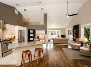100 Village Ln, Carbondale, CO 81623