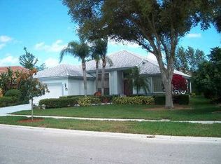 22265 Holcomb Pl, Boca Raton, FL 33428