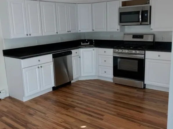 144 Thorndike St #2A, Cambridge, MA 02141