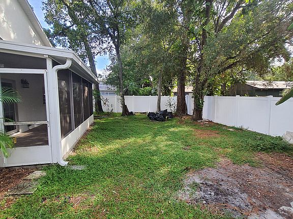 3rd image of 5970 Hillside St