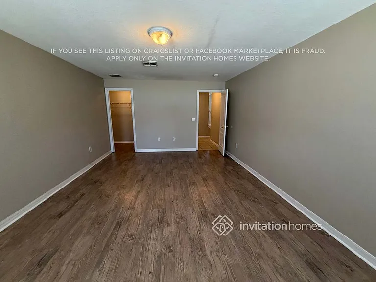 1129 Hacienda Cir — Photo 9