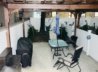 31-15 41st St #1B, Astoria, NY 11103