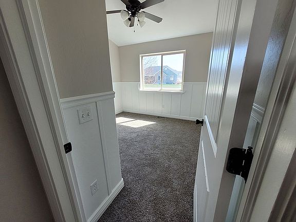 2nd image of 3700 Merlin Drive