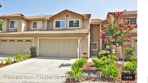 1335 Chateau Cmn photo 1