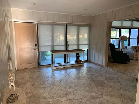 2nd image of 3110 W De Bazan Ave