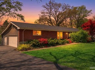 1 Seawood Ct, Saint Louis, MO 63146