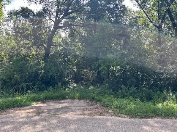 75026 Carrol Dr, Covington, LA 70435