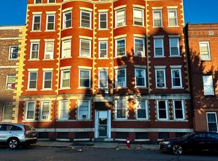 101-105 Elm St, Holyoke, MA 01040