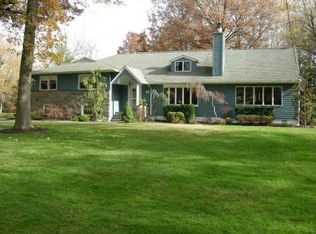 2096 Arrowwood Dr, Scotch Plains, NJ 07076