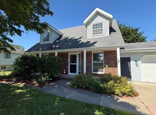 707 S Goldenrod Dr, Appleton, WI 54914