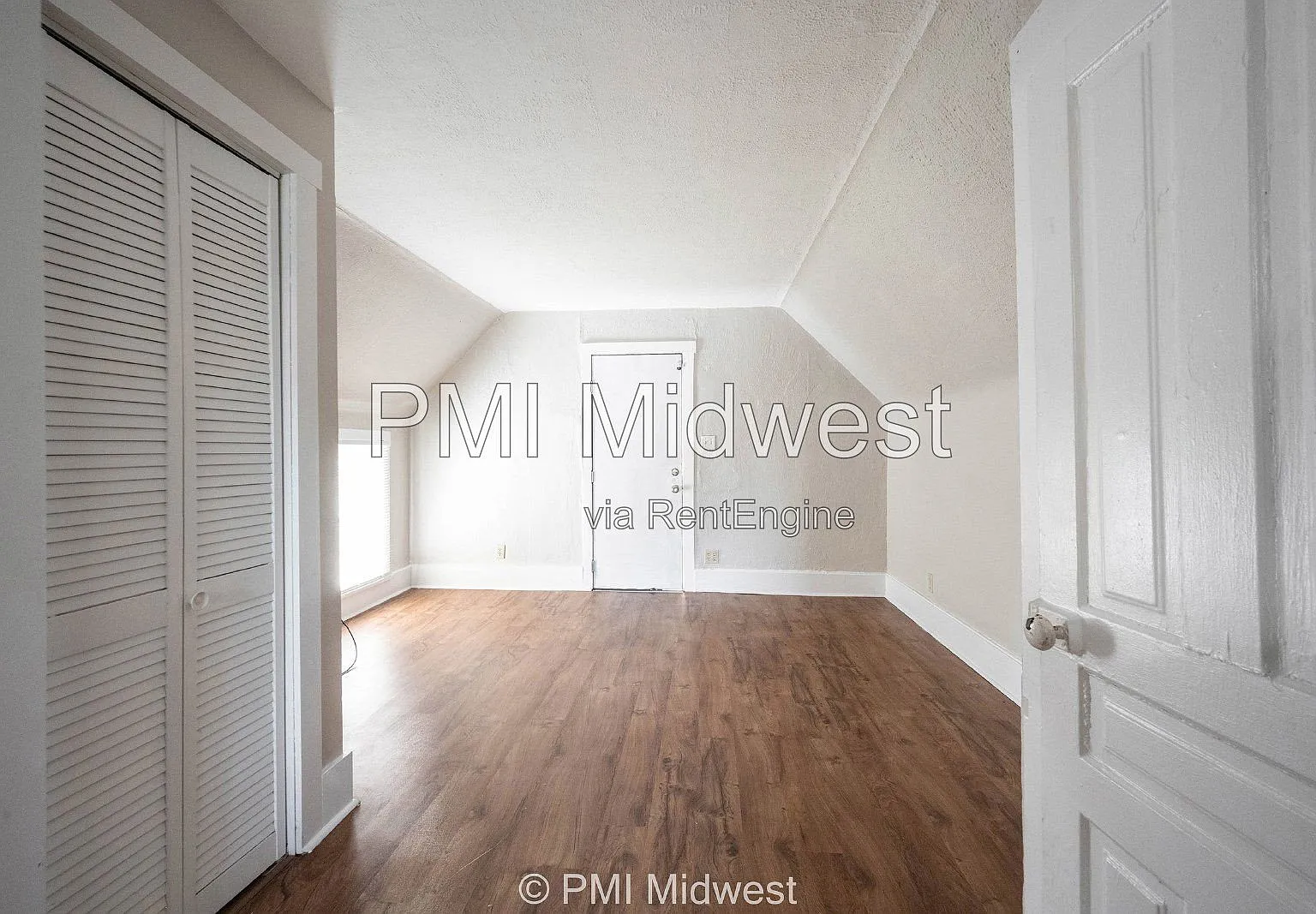 1 bed, 1.0 bath, 732 sqft, $725 — Photo 4