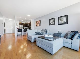 The Promenade, Edgewater, NJ 07020
