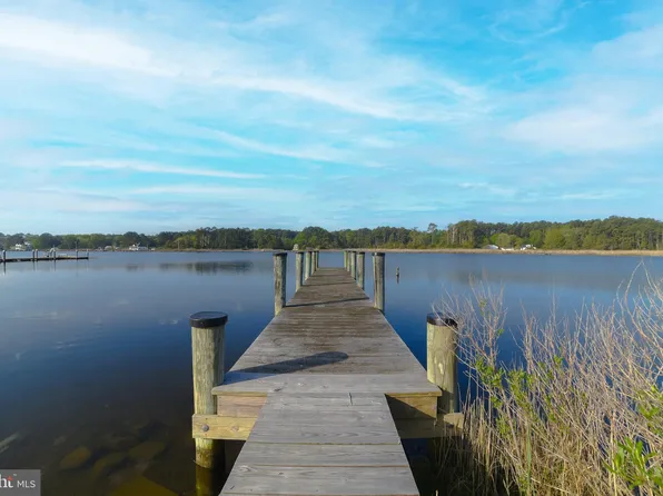 16340 Piney Point Rd, Piney Point, MD 20674