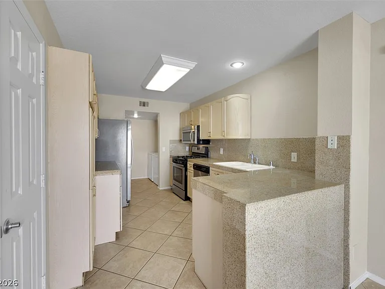 2600 Pebblegold Ave #0 — Photo 7