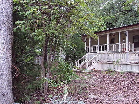 2nd image of 190 Mimosa Dr