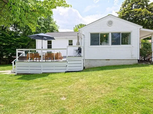 117 Longmeadow Ave, Worcester, MA 01605