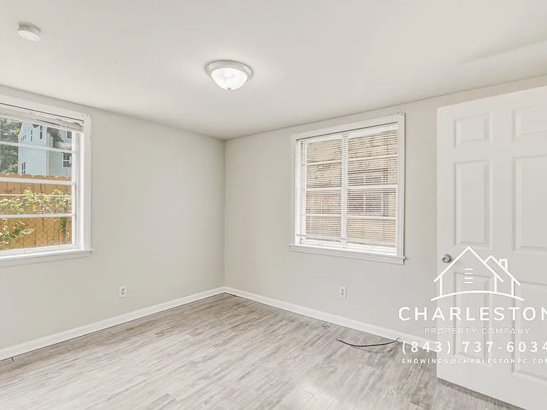 1833 Orangeburg St #C — Photo 14