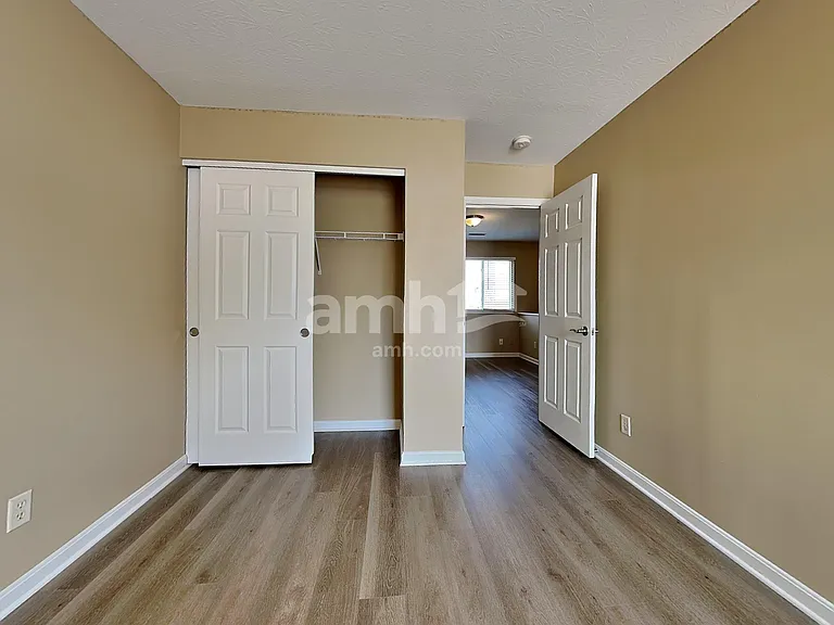 5887 Hayden Dr — Photo 14