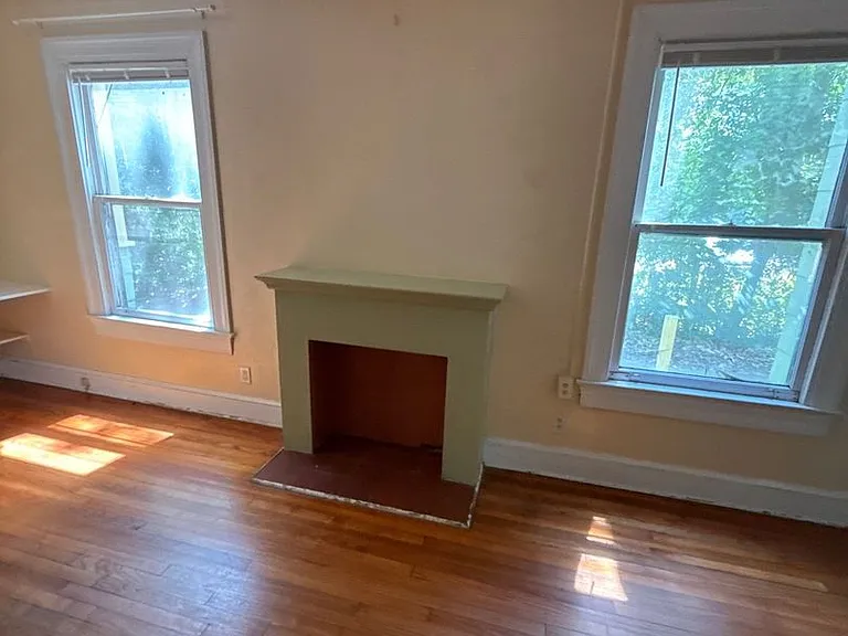 507 E. College Avenue — Photo 4