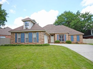105 Links View Ct, Bonaire, GA 31005