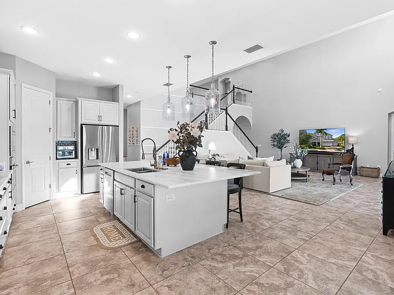 6440 Tideline Dr — Photo 13
