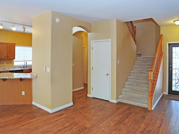 3rd image of 474 E Camino Rancho Cielo